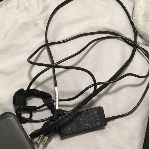 Grey-new computer- - Picture 2 of 2